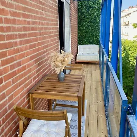 Spacious With Balcony - Near Bastille * 파리